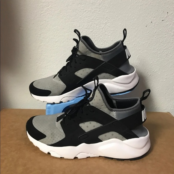 nike huarache black mens size 10